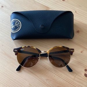 Rayban clubmaster round sunglasses